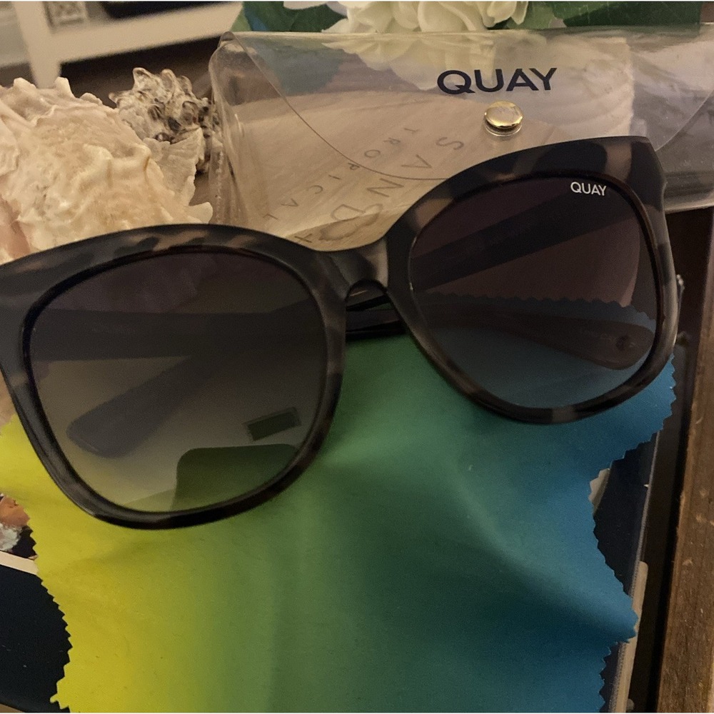 Quay Australia- It's my way oversized cat eye sunglasses